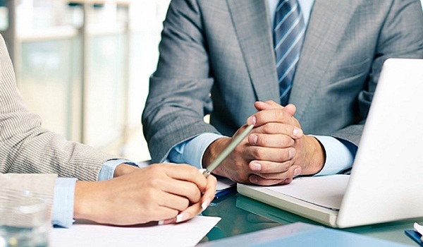 Kế toán trưởng cần lập báo cáo tài chính tuân theo pháp luật tại Việt Nam