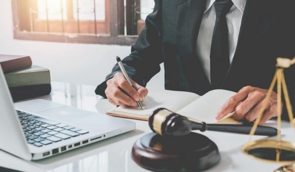 Doanh nghiệp cần cập nhật mẫu giấy ủy quyền ký hóa đơn GTGT mới nhất để đảm bảo yếu tố pháp lý.